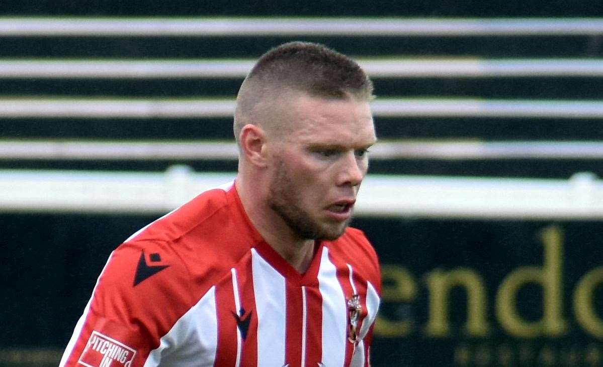 Banned Folkestone midfielder Scott Heard – will have to sit out the first four matches of their season. Picture: Randolph File