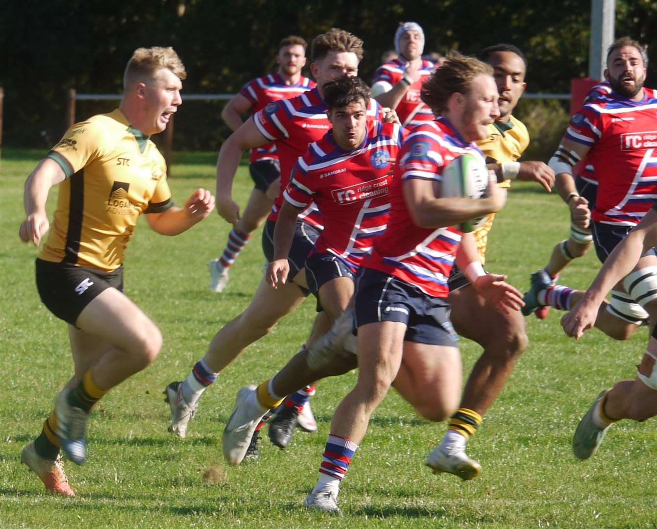 Tonbridge Juddians' Harvey Young takes on Bury St Edmunds. Picture: Adam Hookway