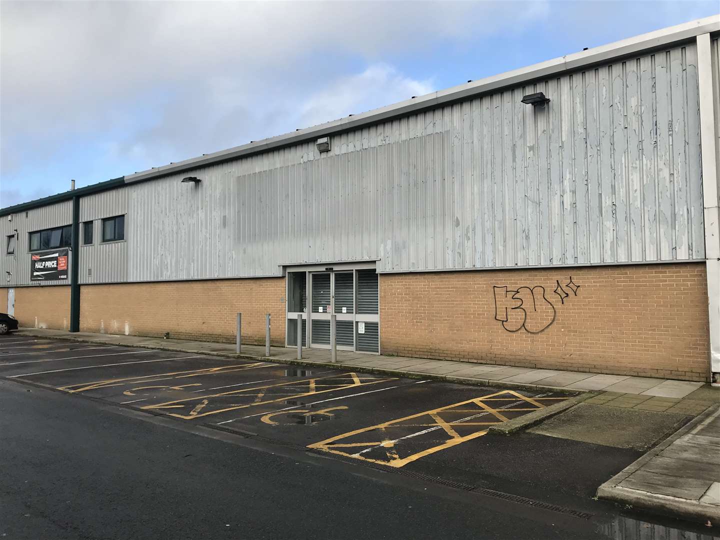 The former Halfords in Eddington Business Park, Herne Bay (26742488)