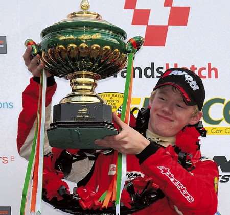 Wayne Boyd with his trophy. Picture: Peter Still