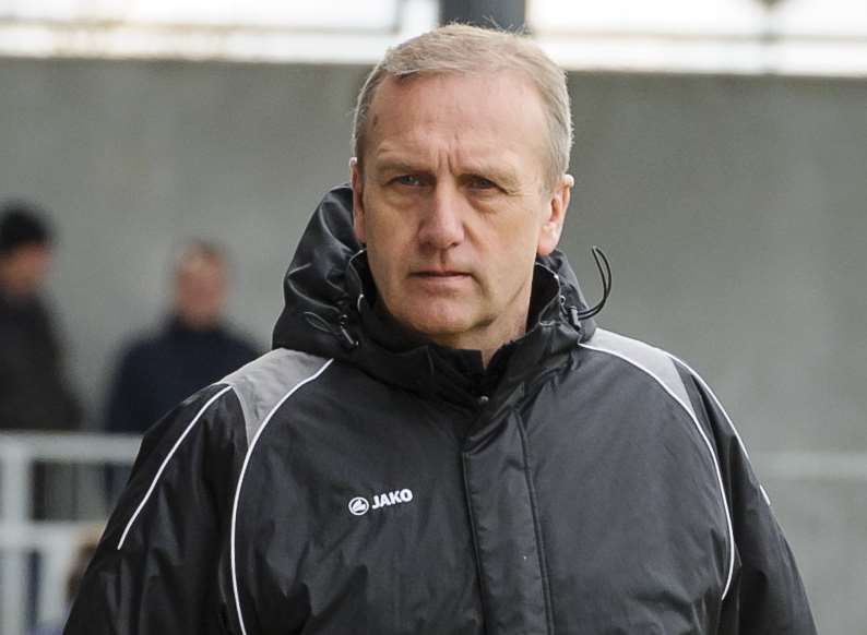 Dartford manager Tony Burman Picture: Andy Payton