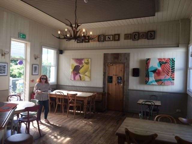 This is the main dining room to the right-hand-side of the pub. Eagle-eyed visitors will spot the electronic scoreboard for darts, the board is cunningly hidden by the picture on the right.