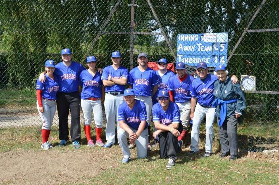 The Tonbridge Baseball Club received a £300 donation