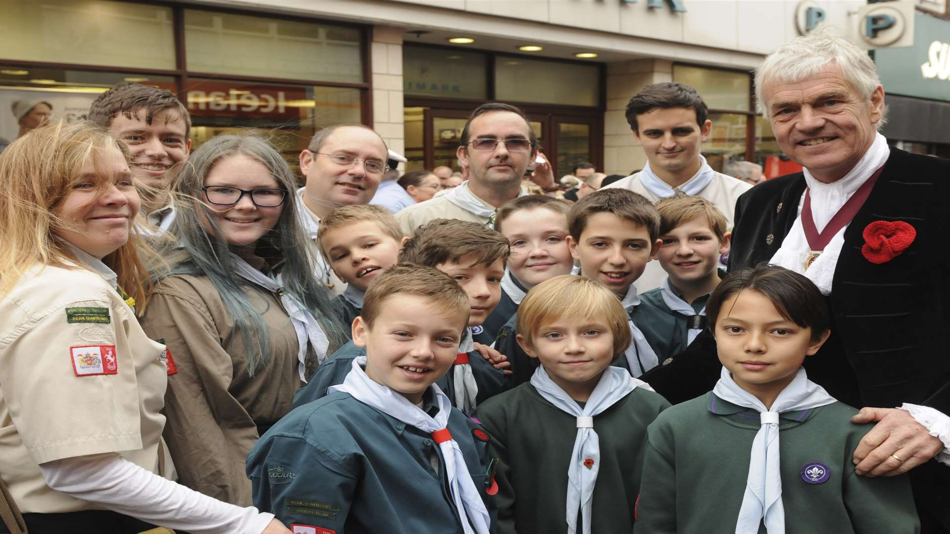 2015: High Street, Dartford. Remembrance parade/service