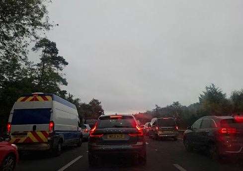 Traffic on the A20 before junction 3