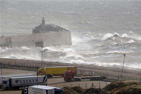 Heavy rain and winds hit the coast