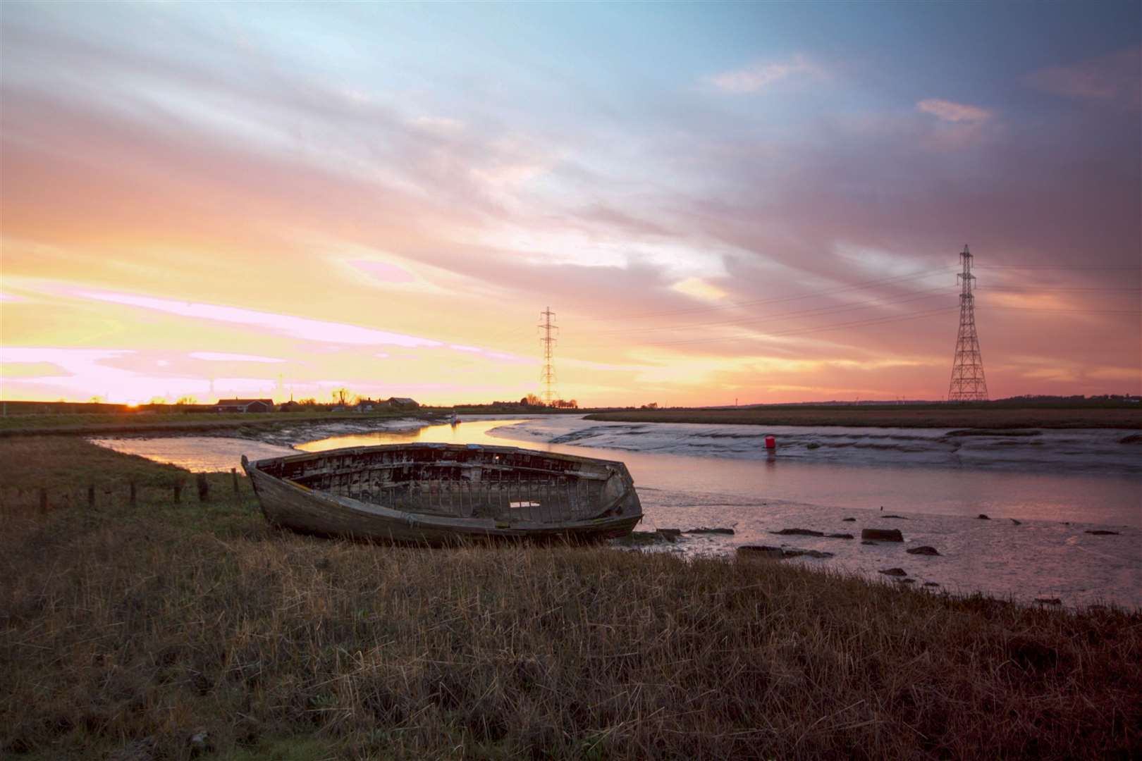 Fenella Ross-Elmer photographed this stunning evening sunset, walking along the waterside. "I kept turning round, so glad I did," she said.