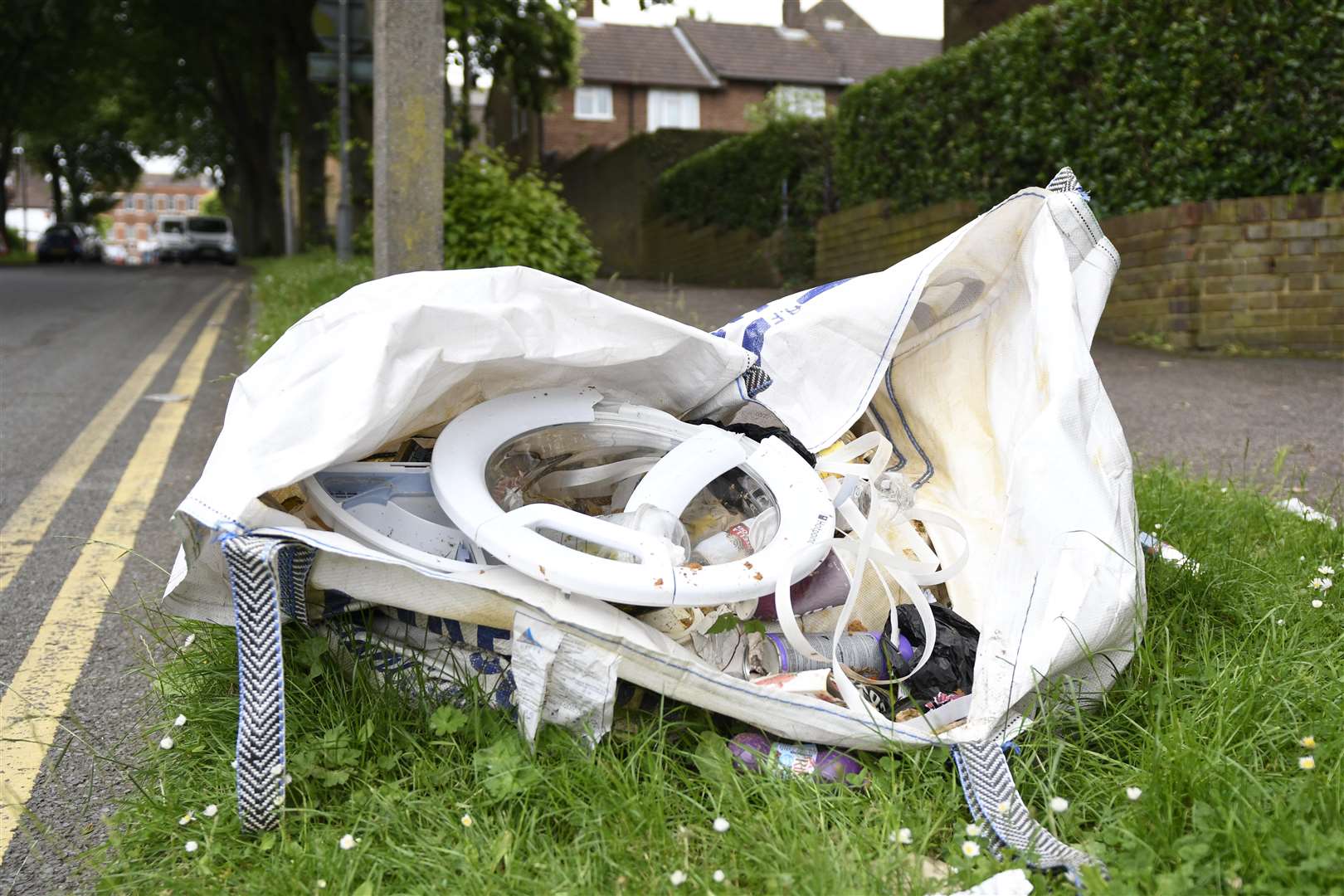 Litter in the streets of Chatham.Picture: Barry Goodwin (2389045)