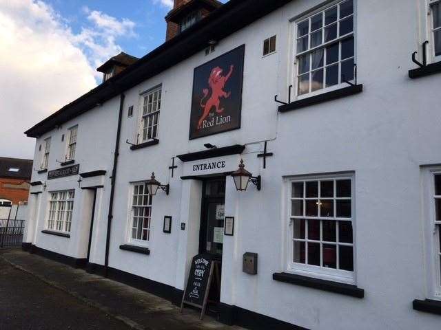 With a 400-year history, the Red Lion is such an institution in Hythe it even has its own address. Red Lion Square has a ring road pretty much running right round it.