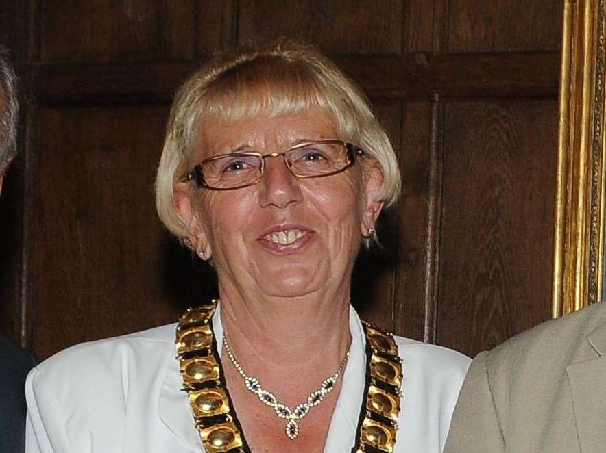 Cllr Jennifer Hollingsbee