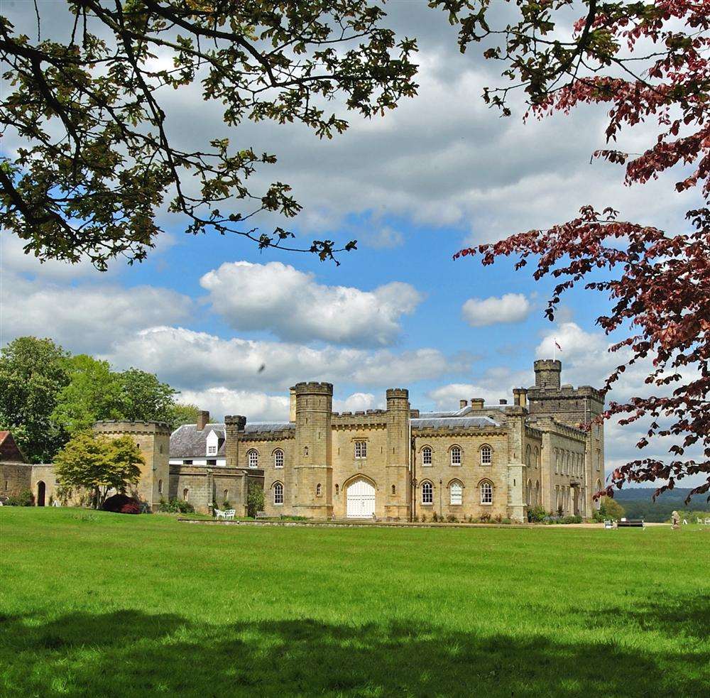 Chiddingstone Castle