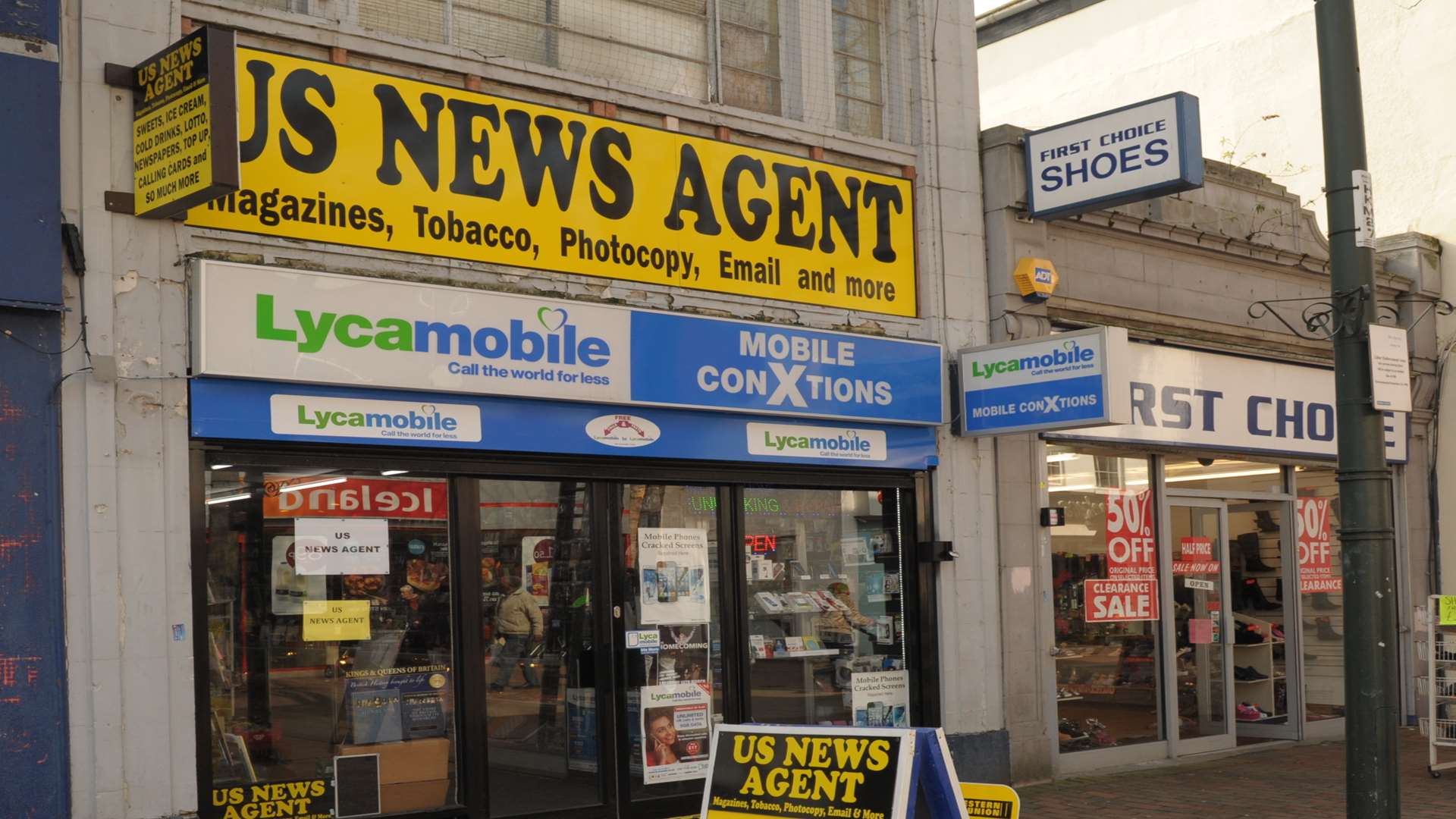 High Street, Chatham, the scene of a reported attempted burglary