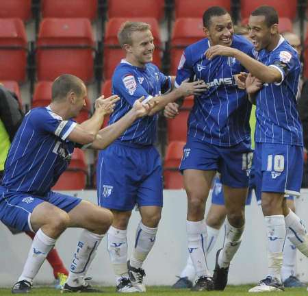 Gills fans congratulate Curtis Weston on his goal