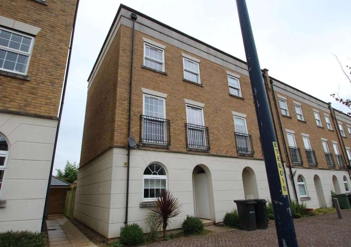 The front of the town house. Picture: Zoopla / The Coles Group