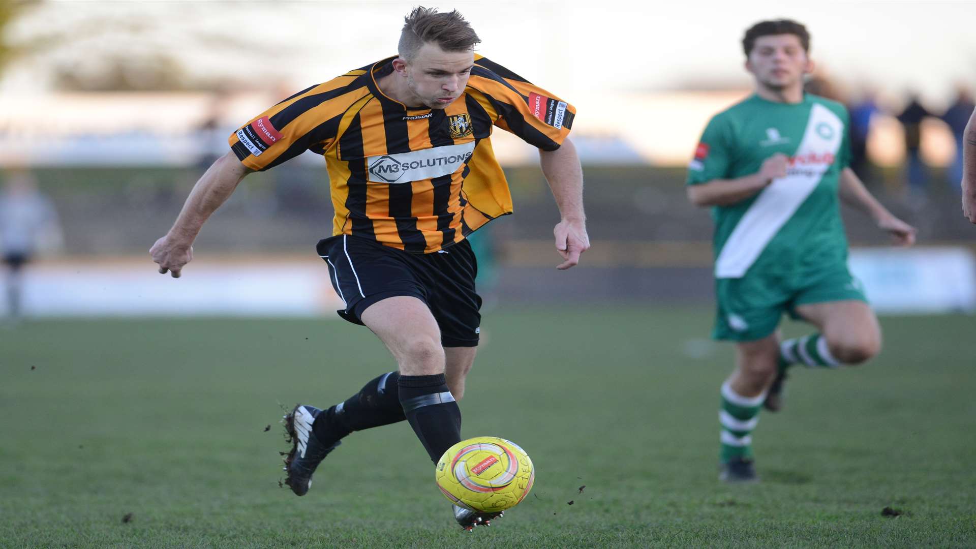 Jon Pilbeam on the run for Folkestone Invicta Picture: Gary Browne