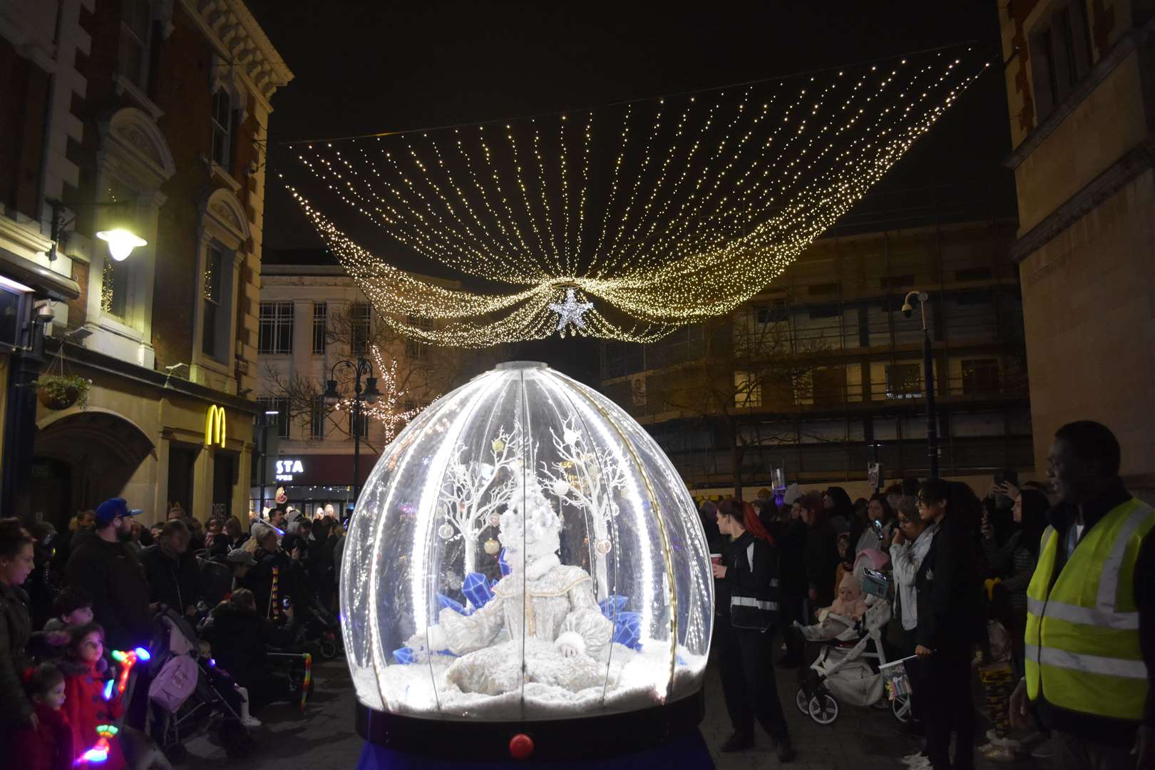 The snow globe near the head of the parade. Picture: Jason Arthur