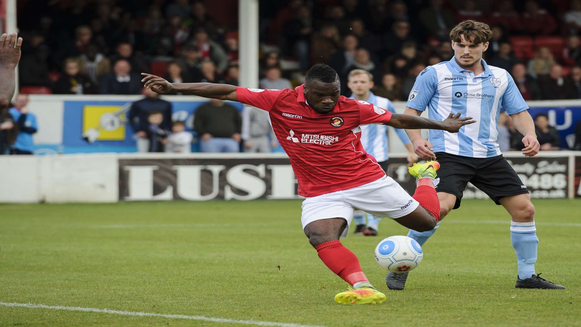 Aaron McLean gets a shot away against Hampton & Richmond Picture: Andy Payton