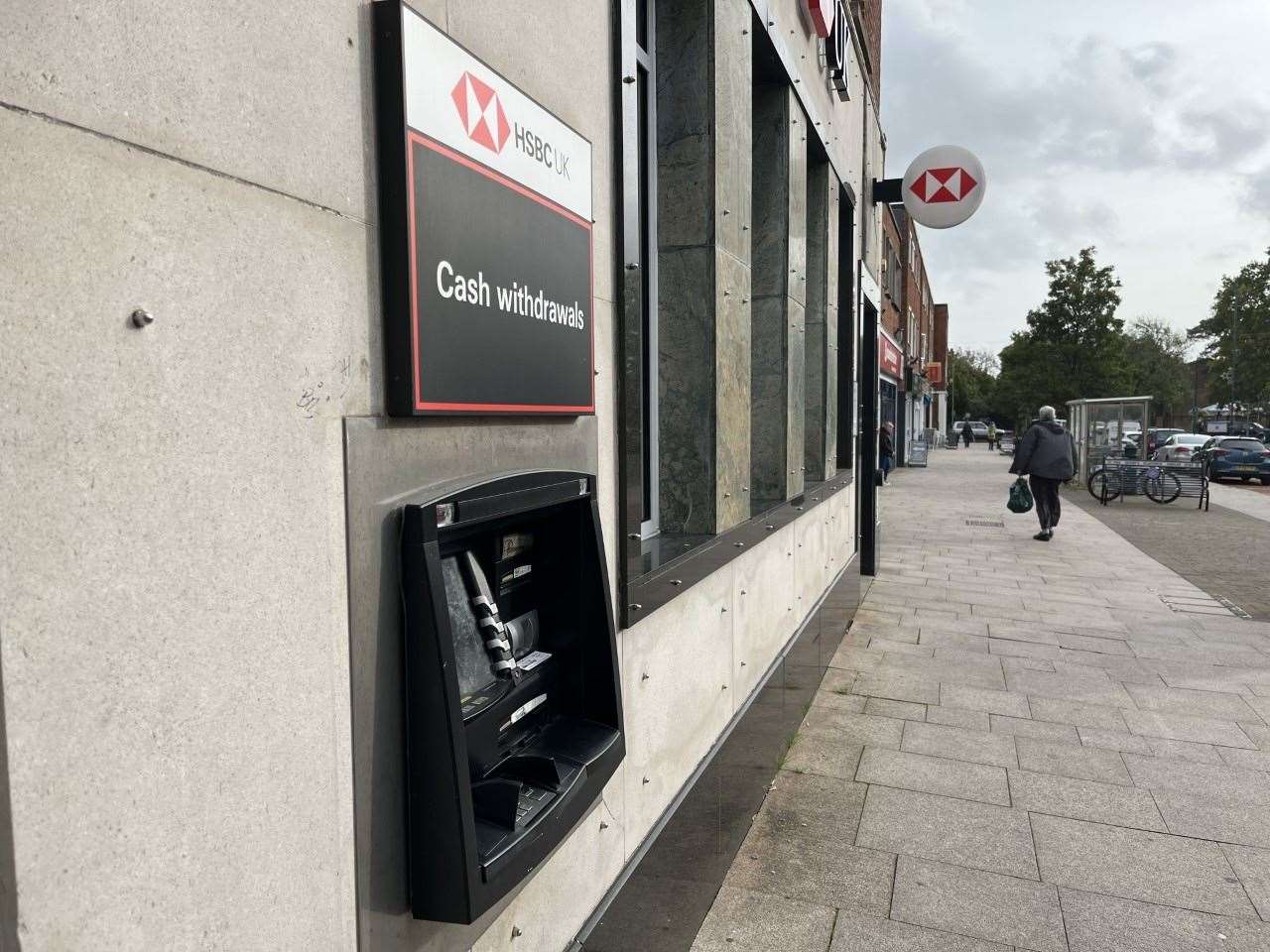 HSBC branches in Dover and Tonbridge will close next year