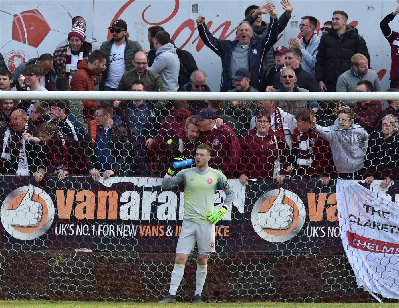 Welling keeper Dan Wilks after his howler let Chelmsford make it 2-2. Picture: Keith Gillard (9719169)