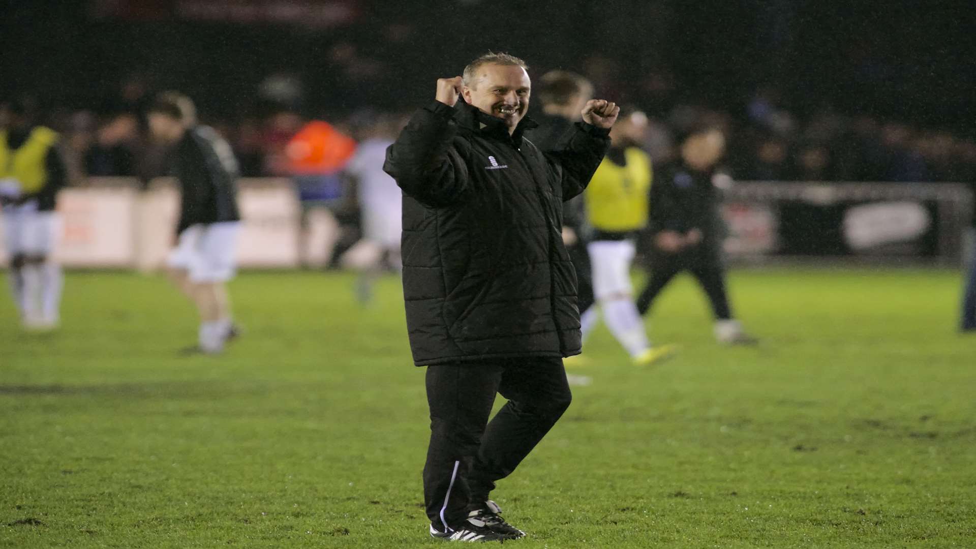 Tony Burman celebrates as Dartford reach the FA Cup second round Picture: Andy Payton