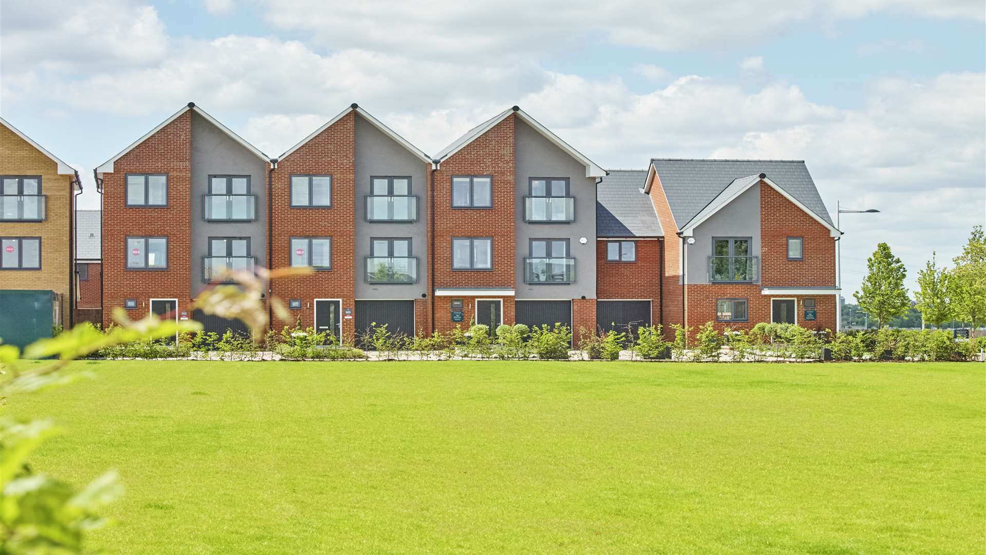 Homes at Springhead Park in Ebbsfleet