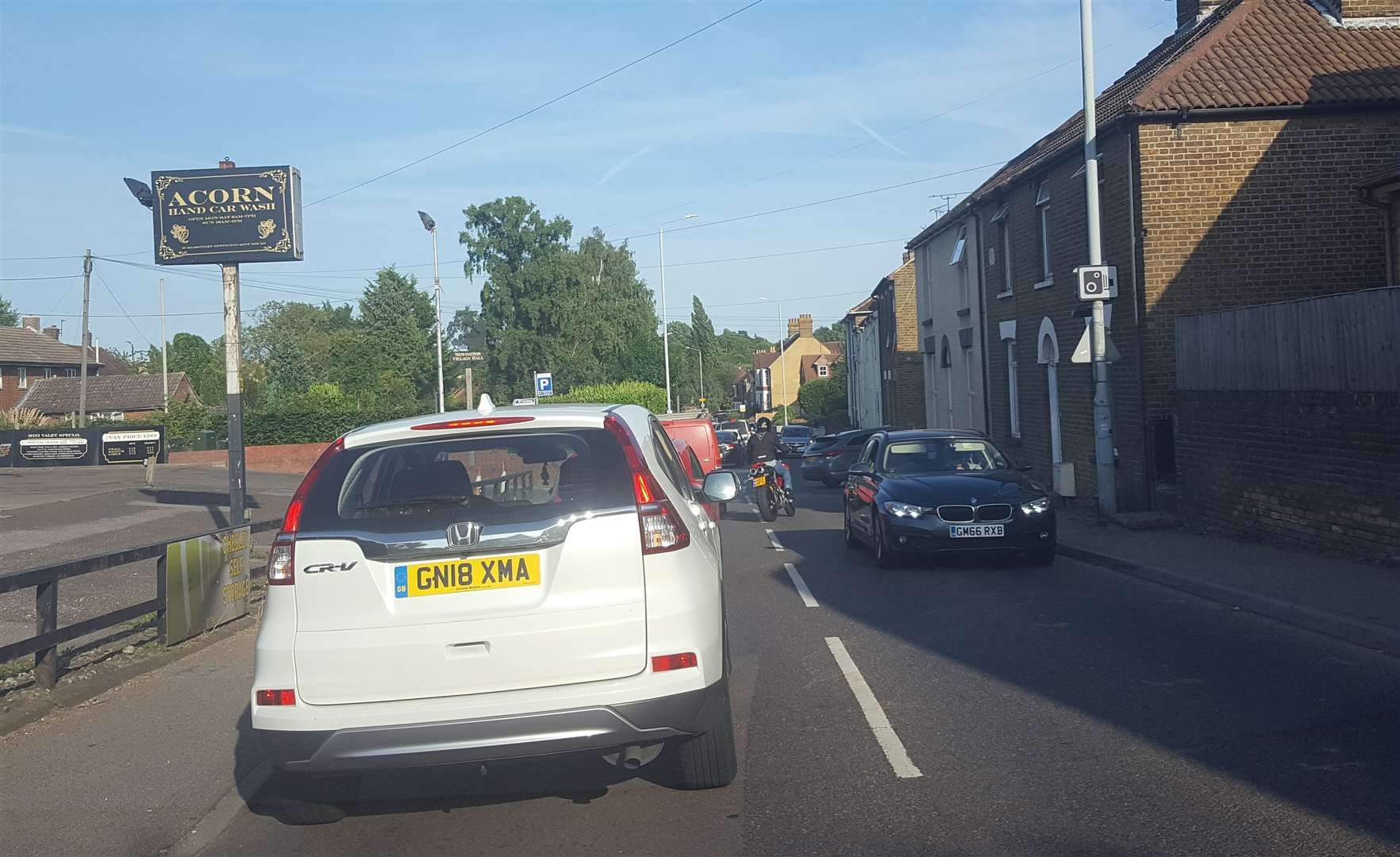 Queuing traffic on the A2