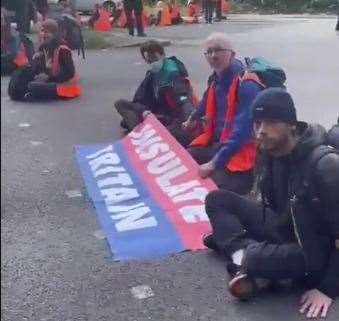 Climate change protesters confronted by Ezah Smith at Swanley Interchange