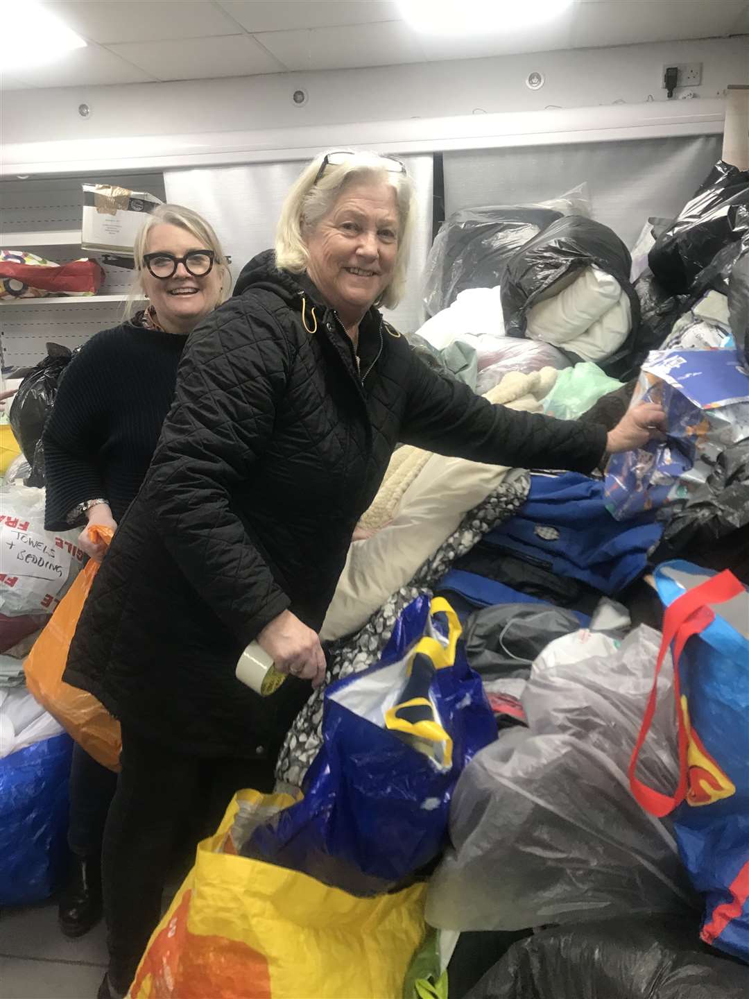 Volunteers Sara Daly(left) and Sharon Edwards (55261787)