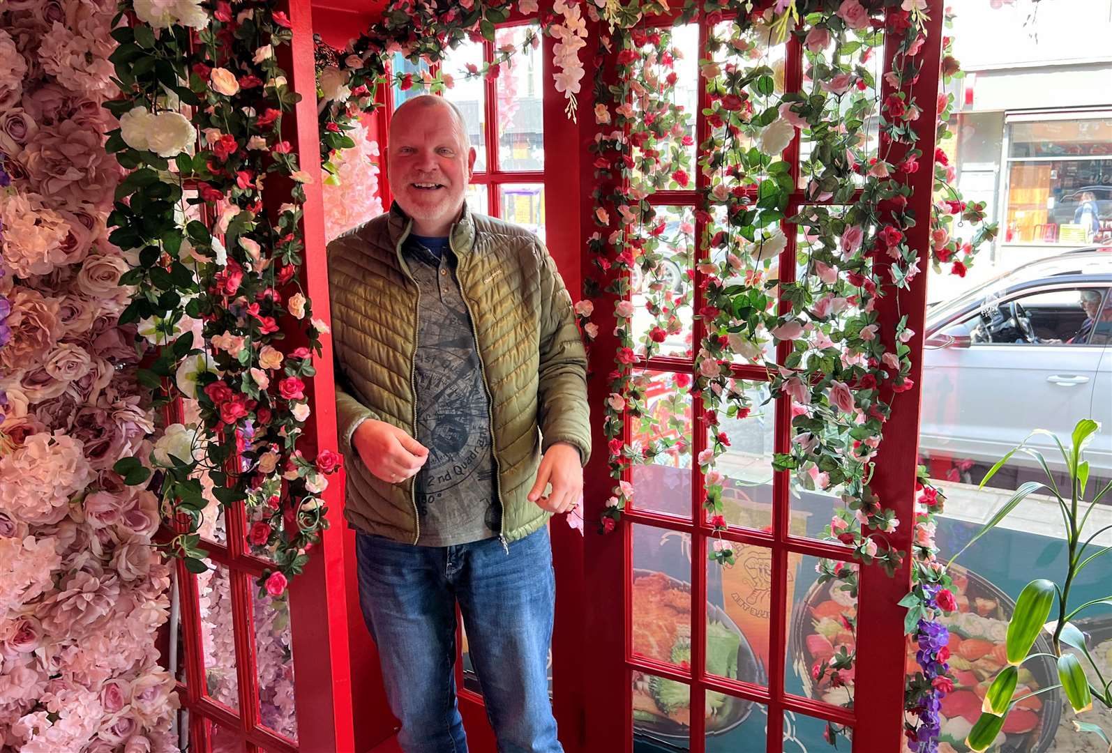 Our reviewer doing his very best Dr Who impression in the Instagram-friendly Boba Tigers