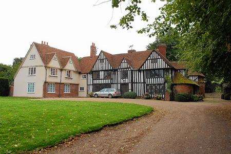 Historic mansion Provender House in Norton