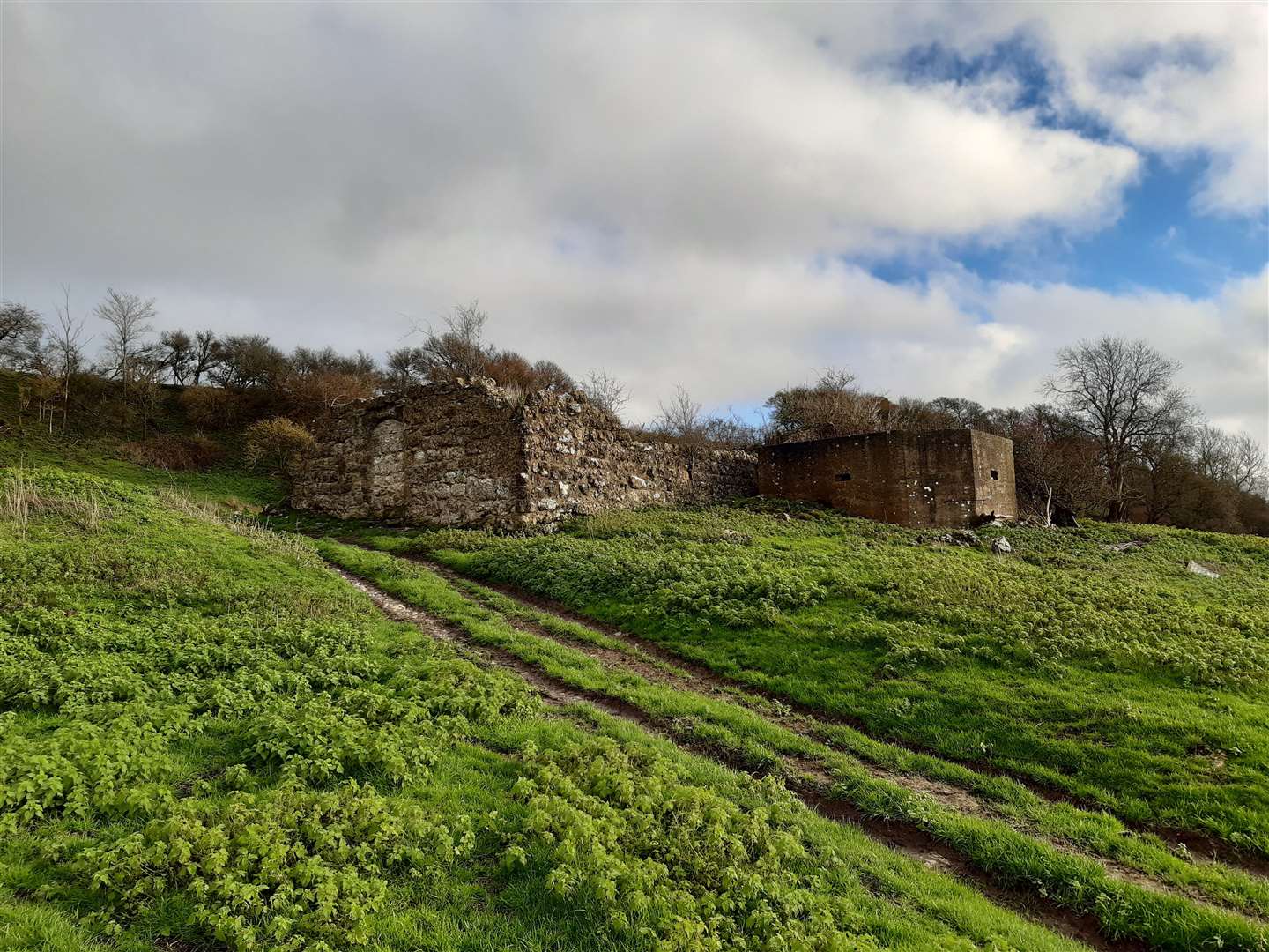 The chapel remains are on a hill overlooking the Romney Marsh