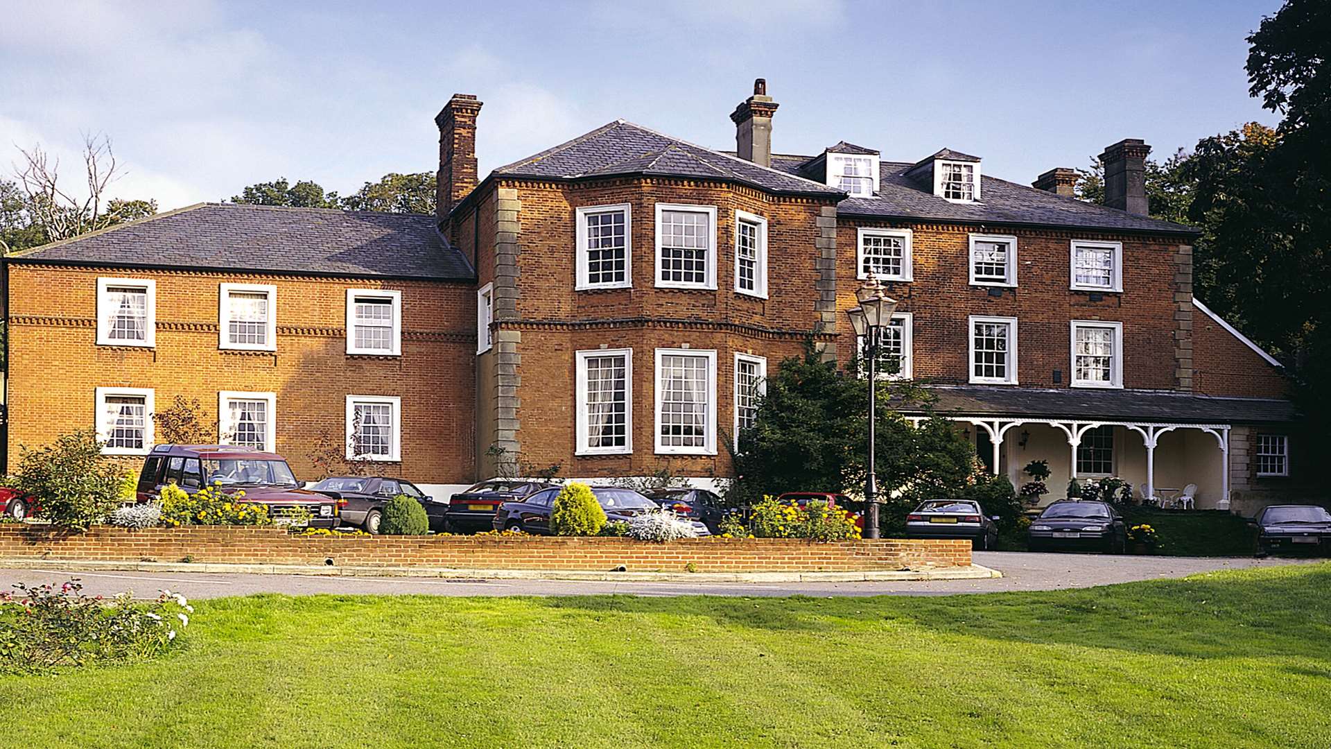 Brandshatch Place Hotel