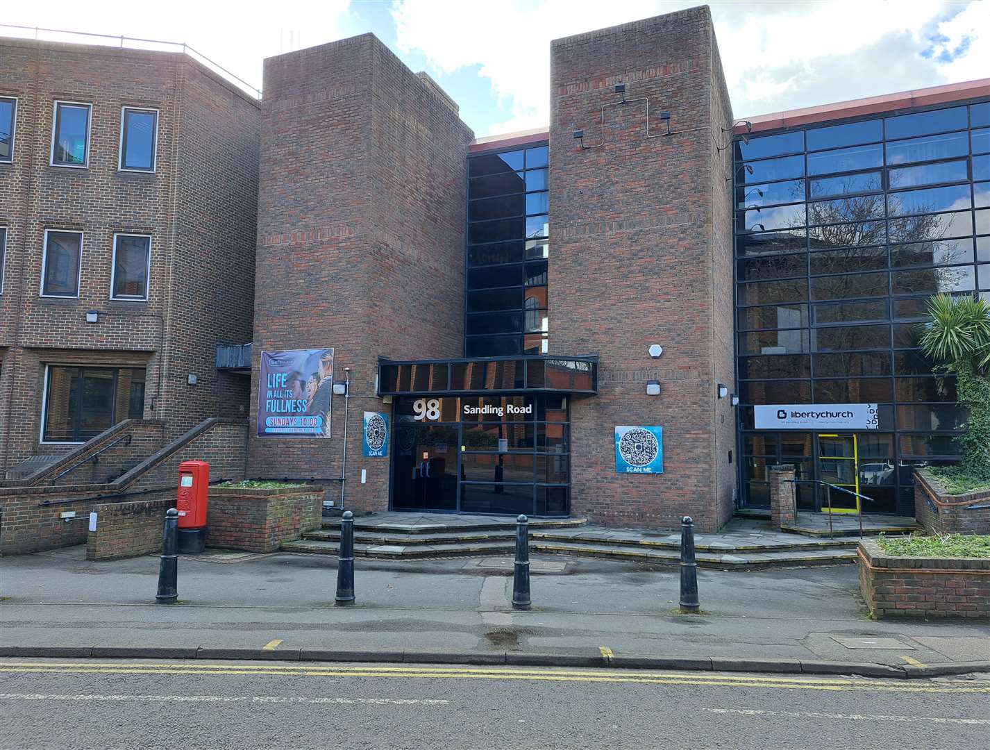 The former Royal Mail Sorting office will be demolished