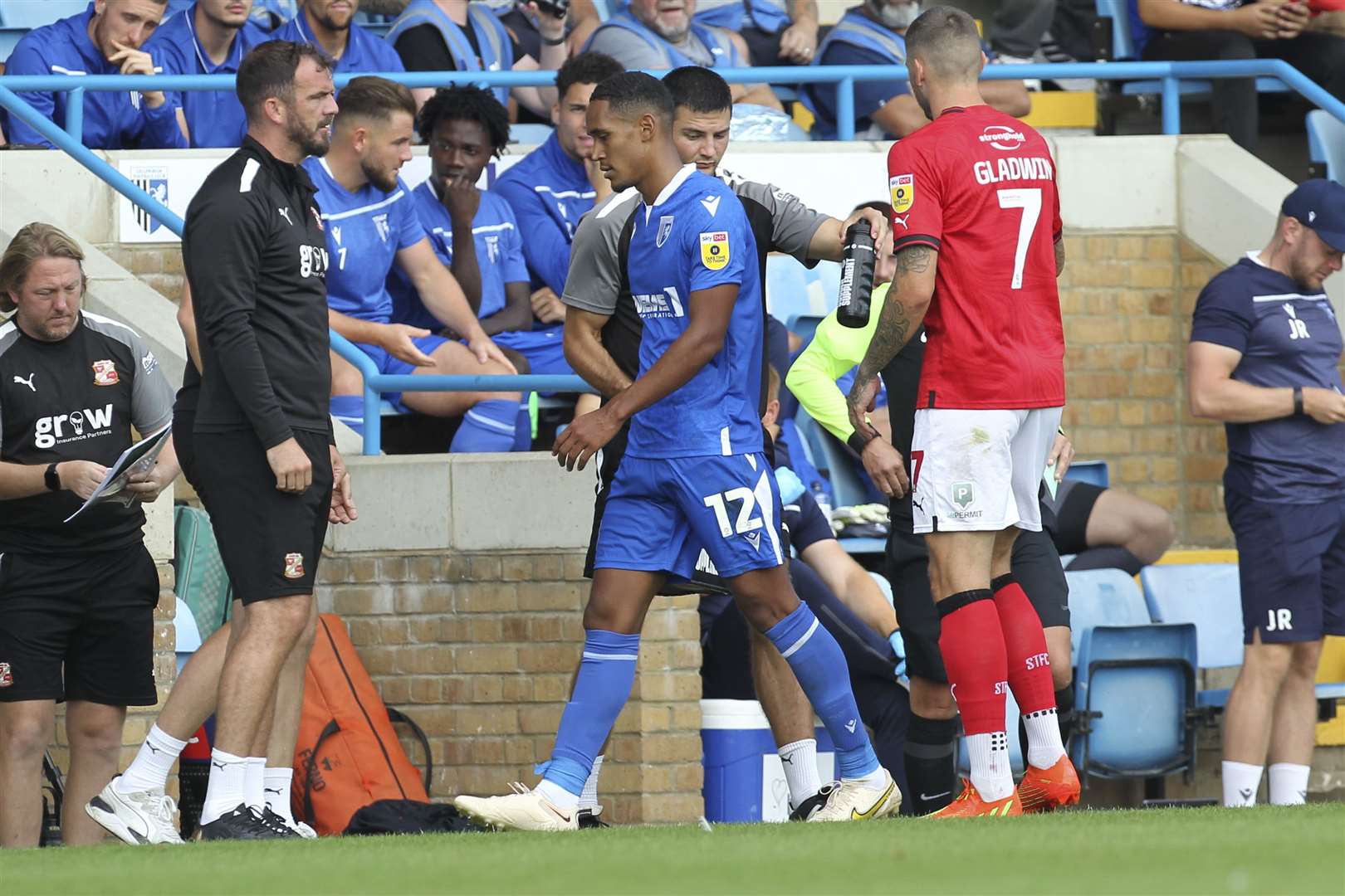 Haji Mnoga heads to the changing rooms after his 10th-minute sending off for two bookable offences. Picture: KPI