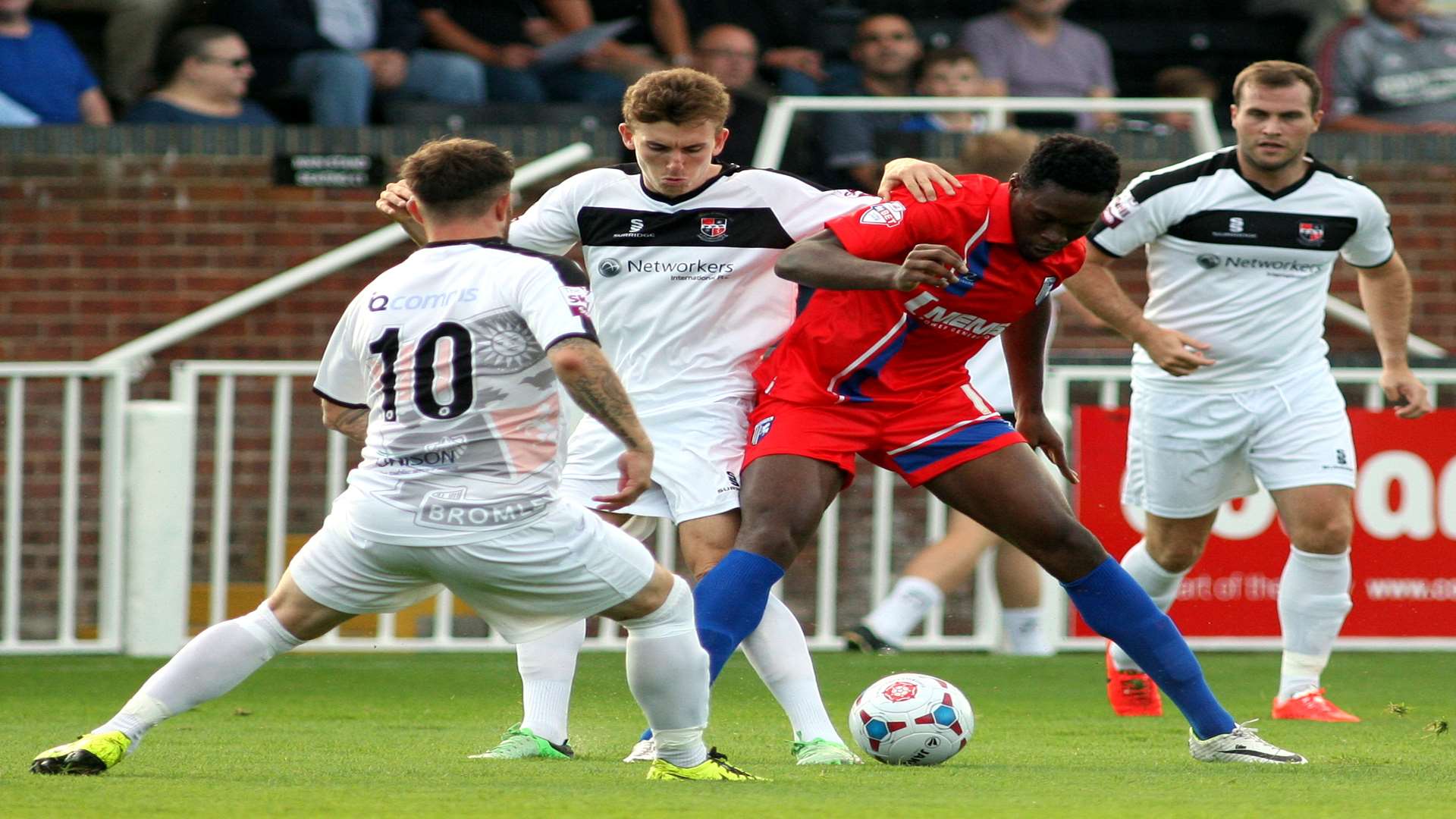 Devante McKain holds off Harry Grant. Picture: Edmund Boyden