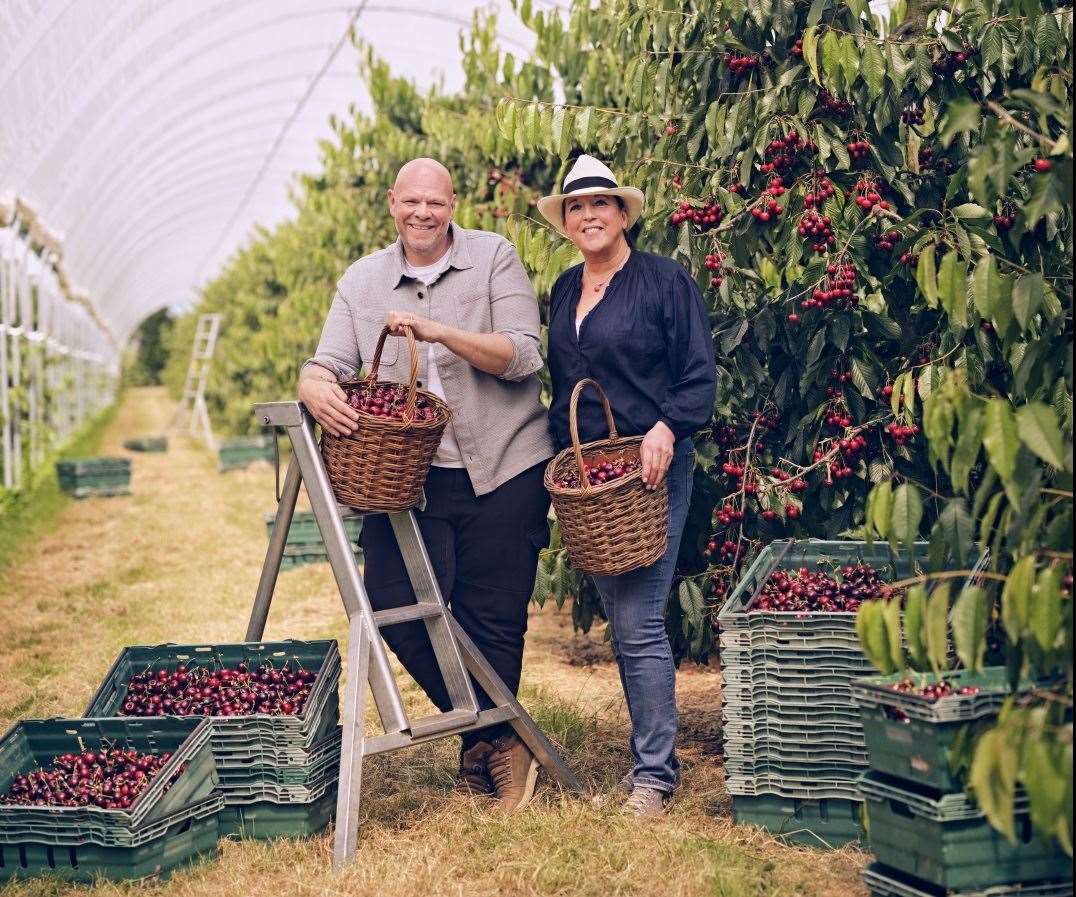 Tom Kerridge with Sarah Neaves filming a new TV advert for M&S. Picture: Red Consultancy