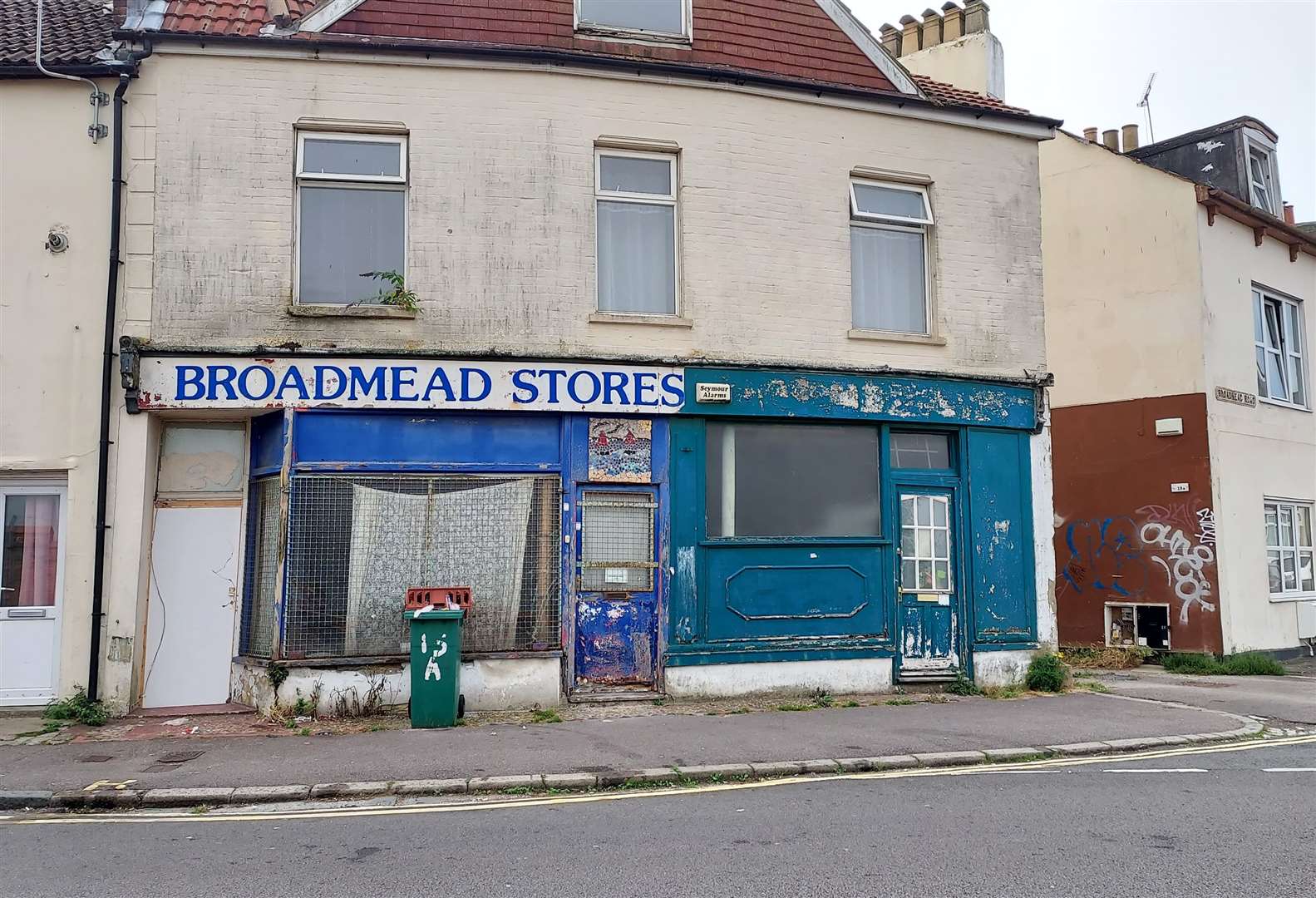 This building could soon house a new convenience store