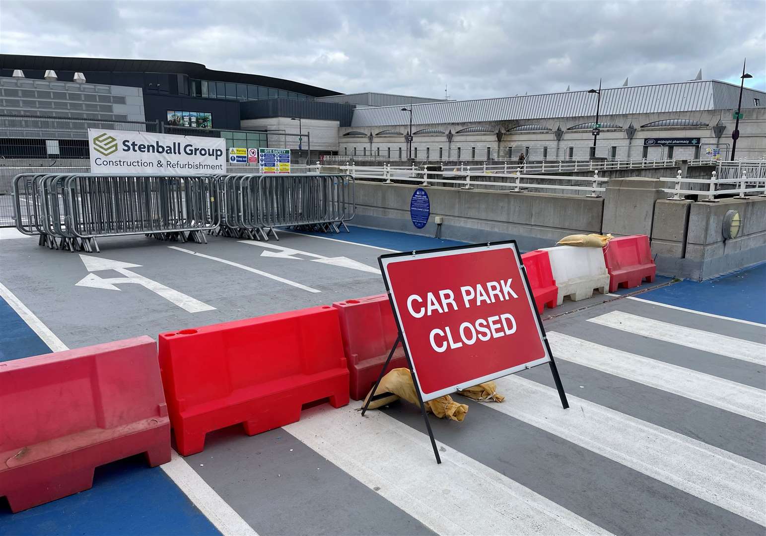 The car park is closed to allow the dome to be built