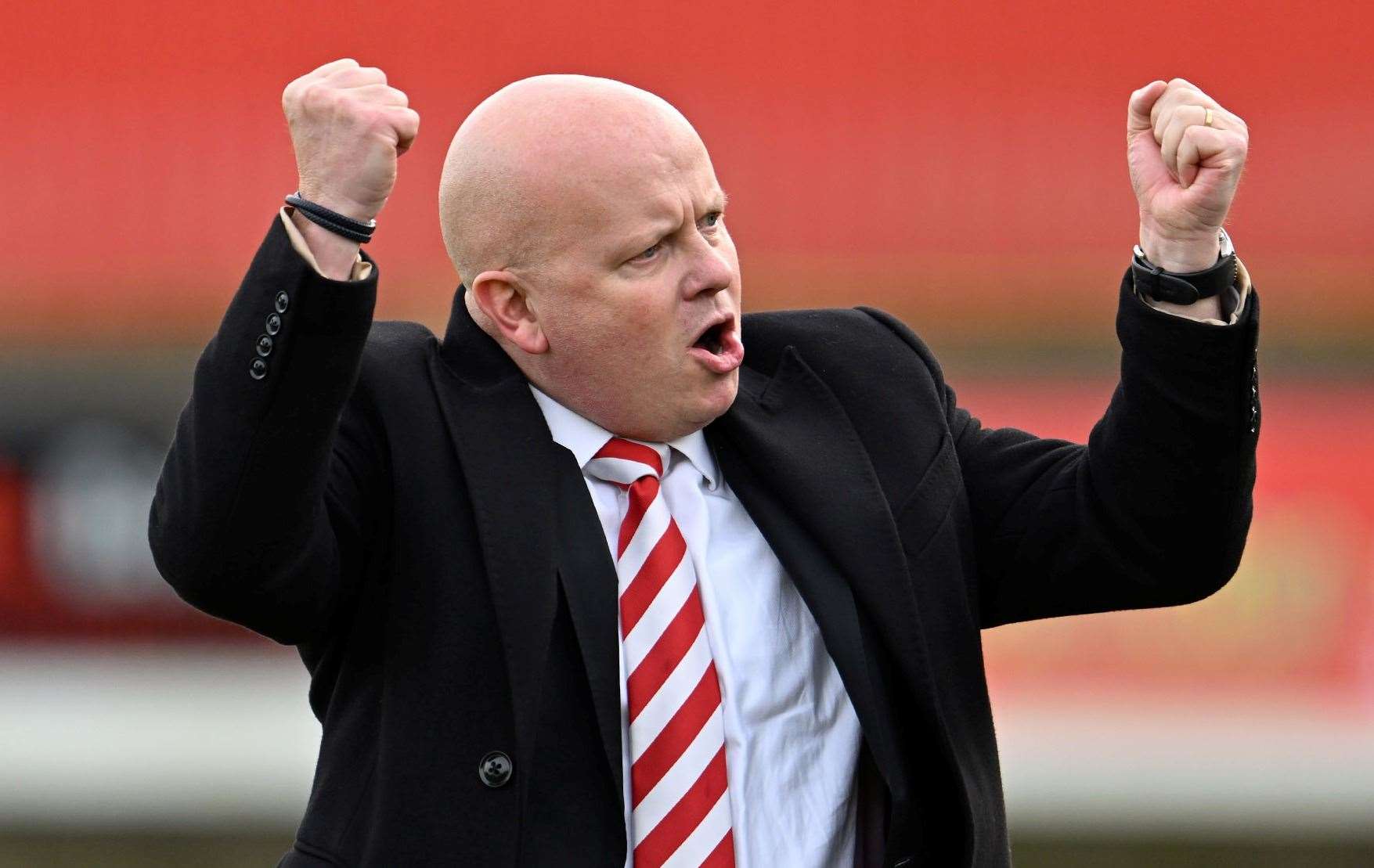 Danny Bloor won his final game in charge of Welling at Hemel Hempstead on Saturday. Picture: Keith Gillard