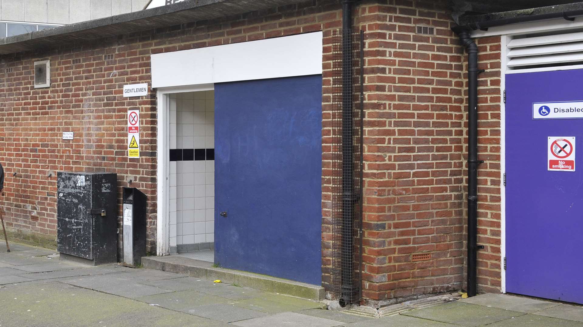 Public toilets in Canterbury Lane