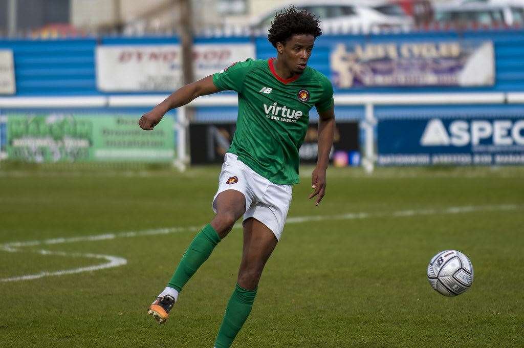 Sido Jombati on the ball for Ebbsfleet at Concord. Picture: Ed Miller/EUFC (56142180)