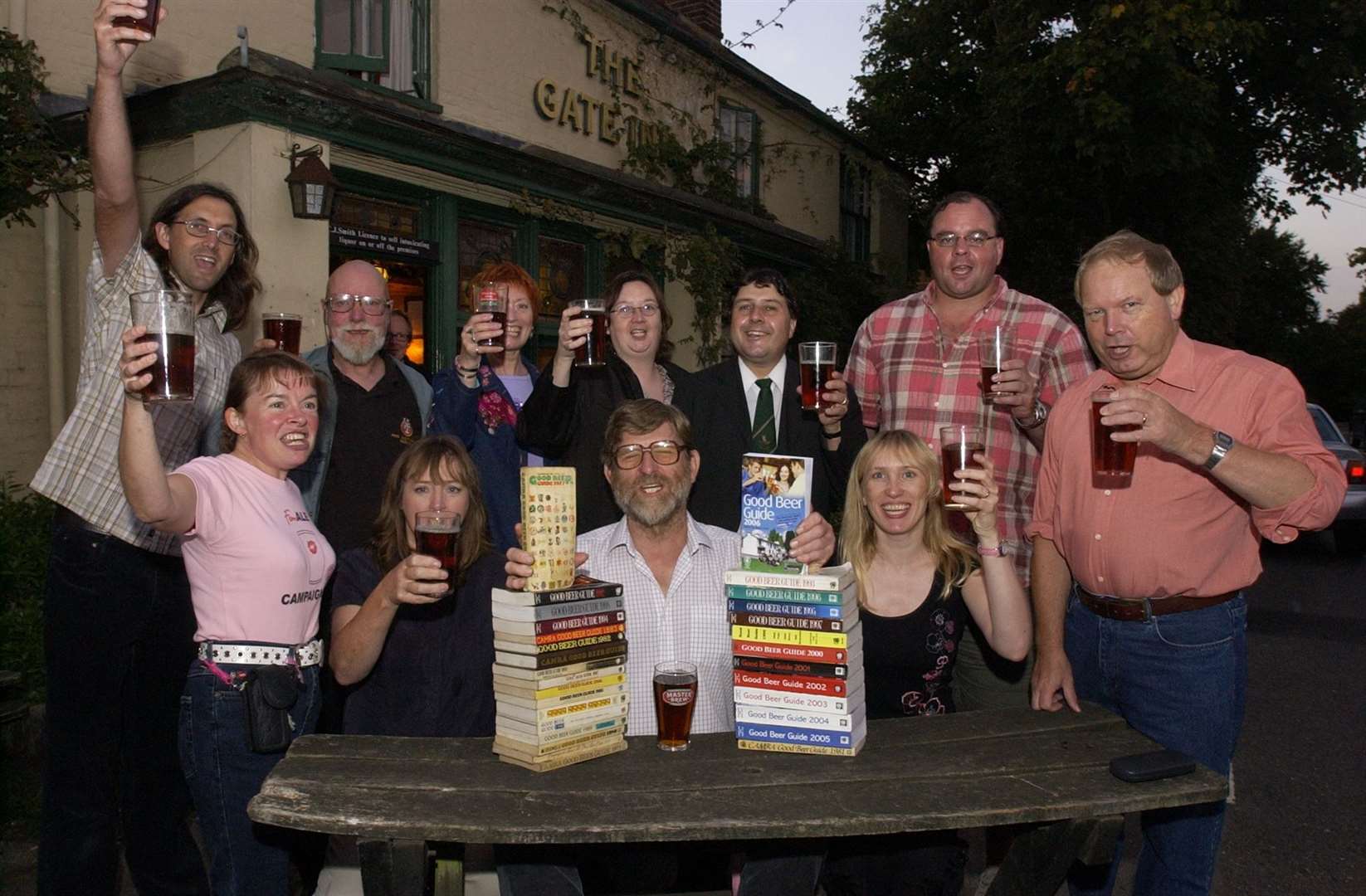 Chris Smith's Gate Inn pub at Marshside, Canterbury, appeared in the Good Bear Guide for the 30th consecutive year in September 2005. The pub is still going today