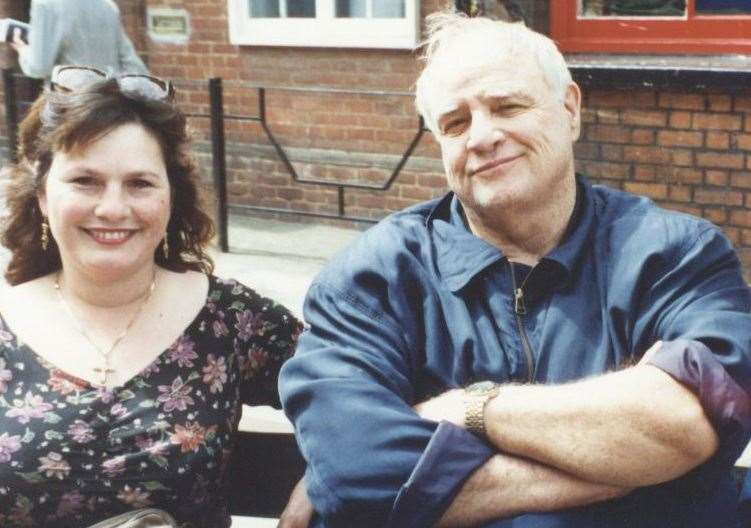 Marlon Brando sits with Belinda Frixou’s sister on a bench in Preston Street, Faversham. Picture: Belinda Frixou