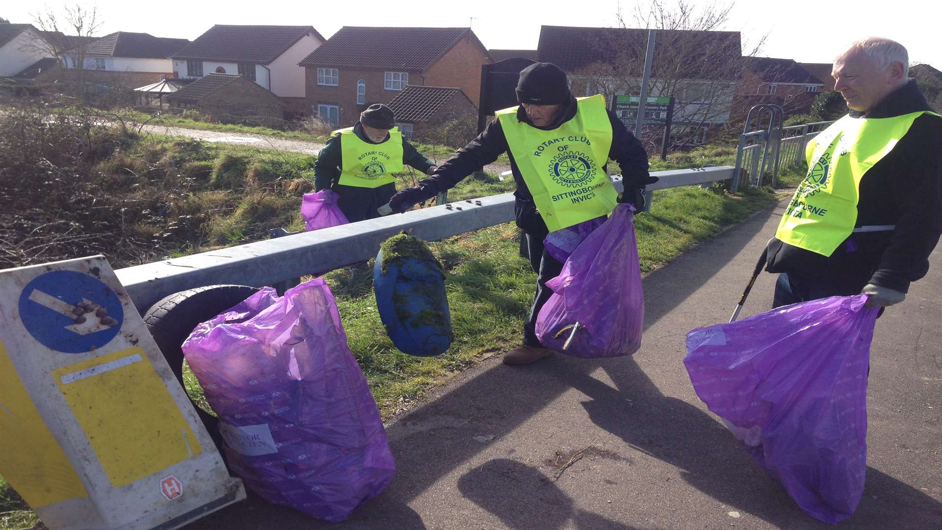 Rotary Club Of Sittingboutne Invicta kick off the 'Clean for the Queen' campaign in Sittingbourne