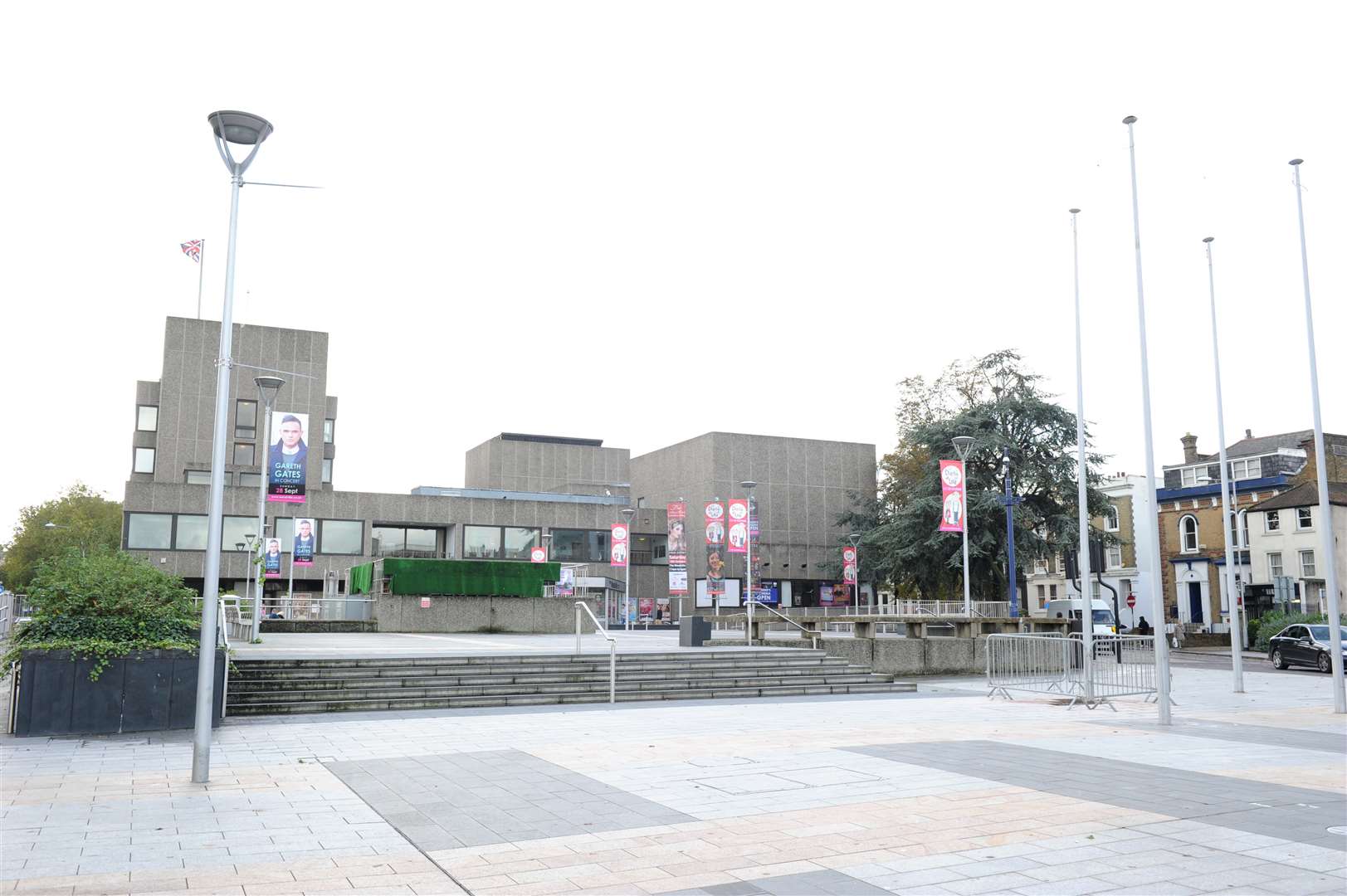 Community Square, Gravesend