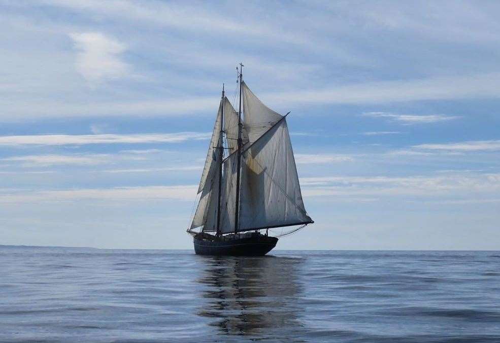 The ship is powered by wind and has a crew of 12 people. Photo by Blue Schooner Company