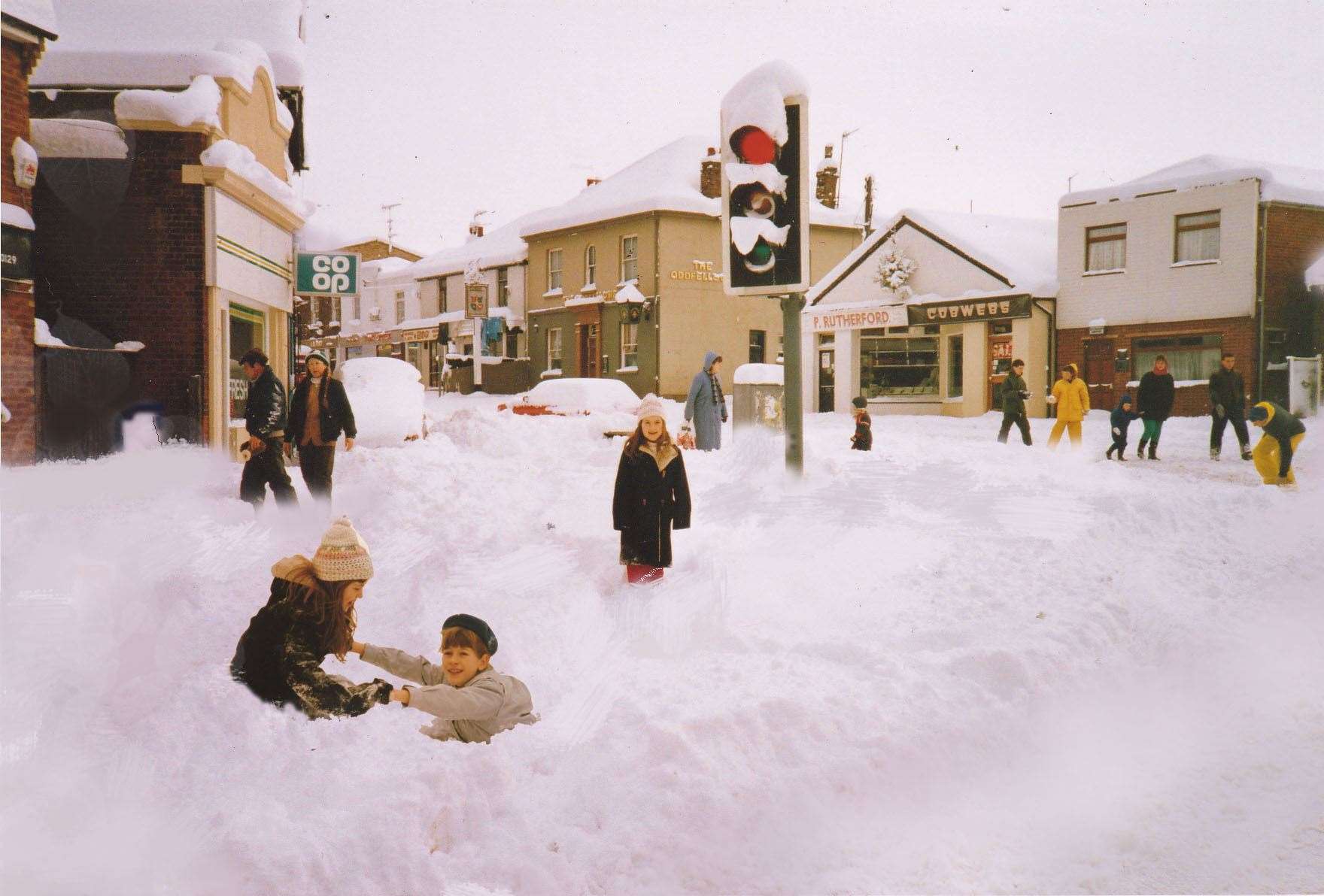 George Poule took this shot of a snow-covered Sheerness. The traffic lights were working but there were no cars to be seen, except those covered in snow