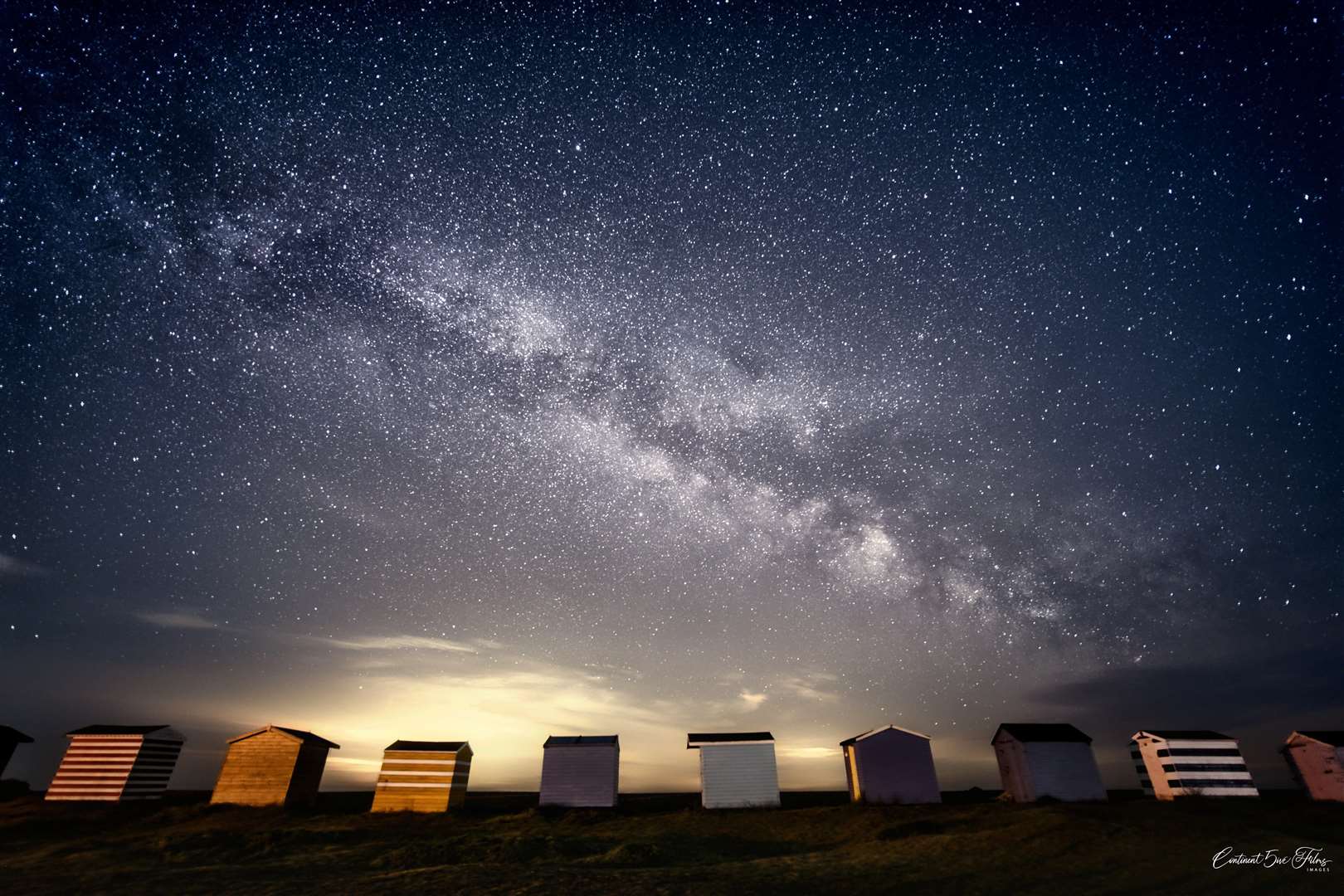 The photographer says he caught this snap on his doorstep in Littlestone-on-Sea. Picture: Mike Hardy