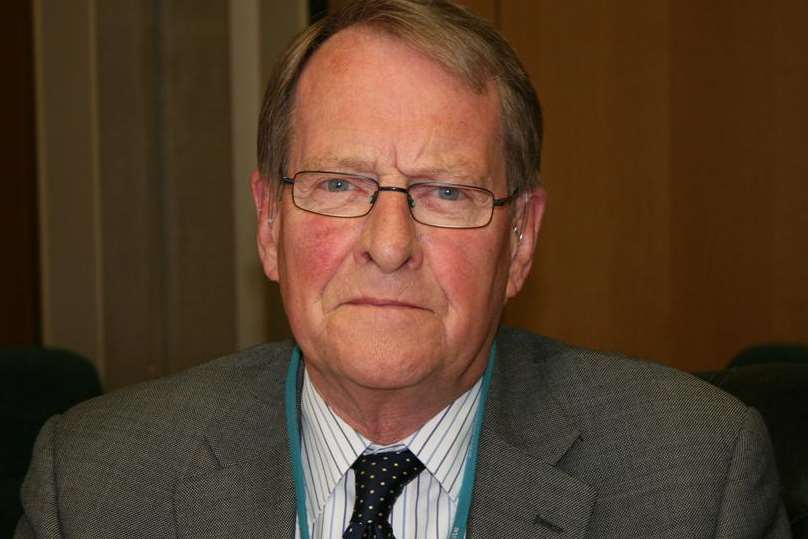 Cllr David Carr