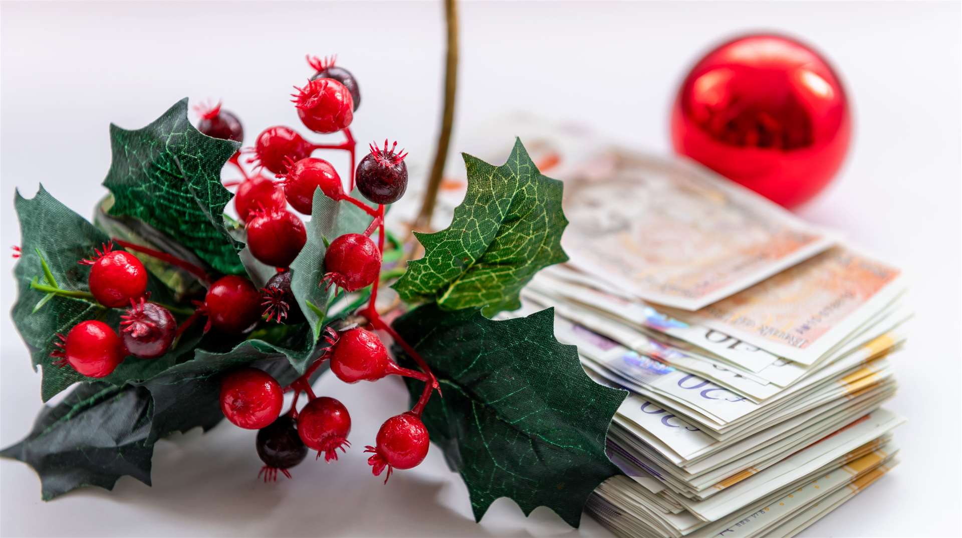 Splash the cash this Christmas with our £600 giveaway